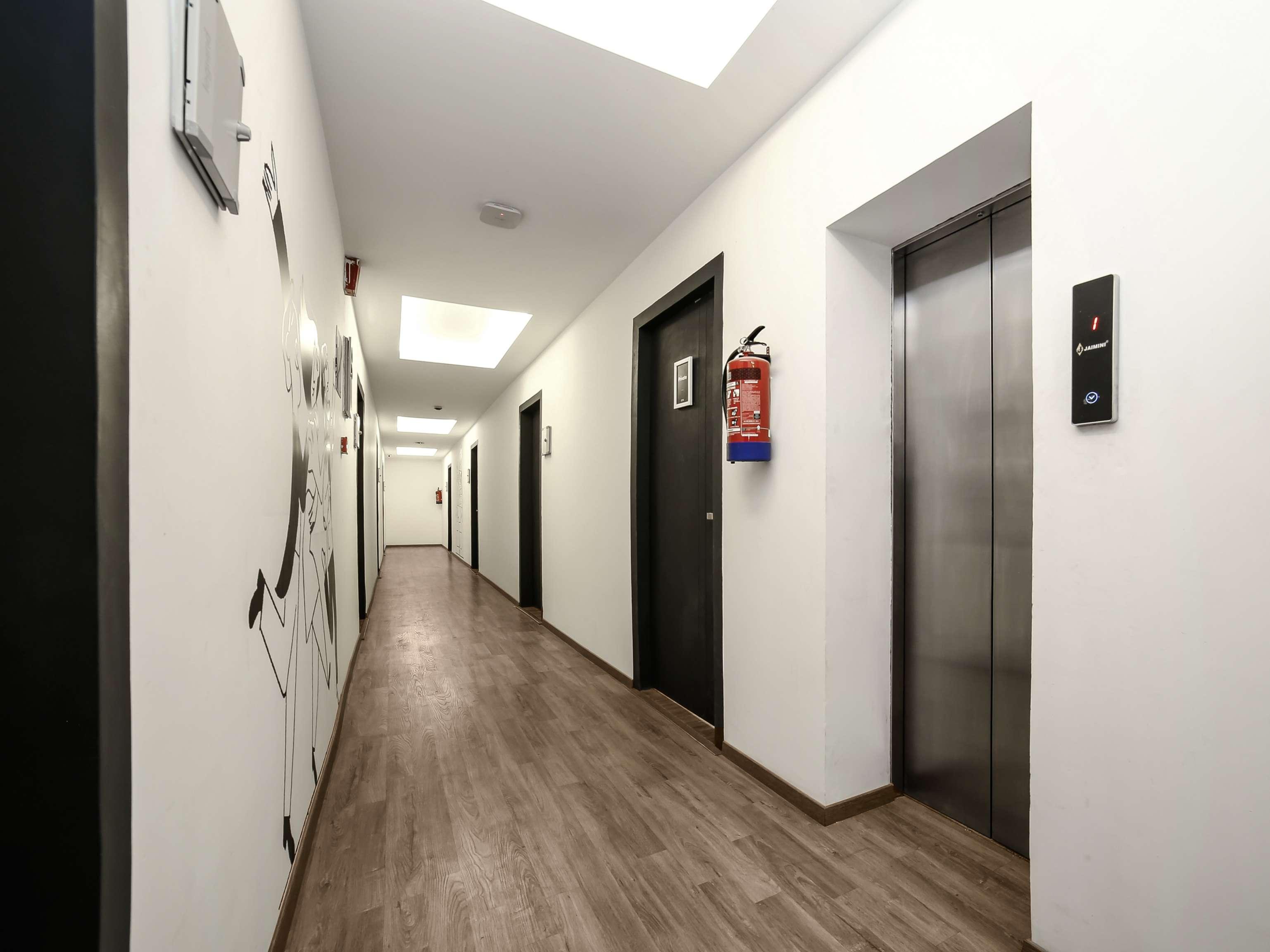 Collection O Townhouse 069 Hotel Gurgaon Bagian luar foto