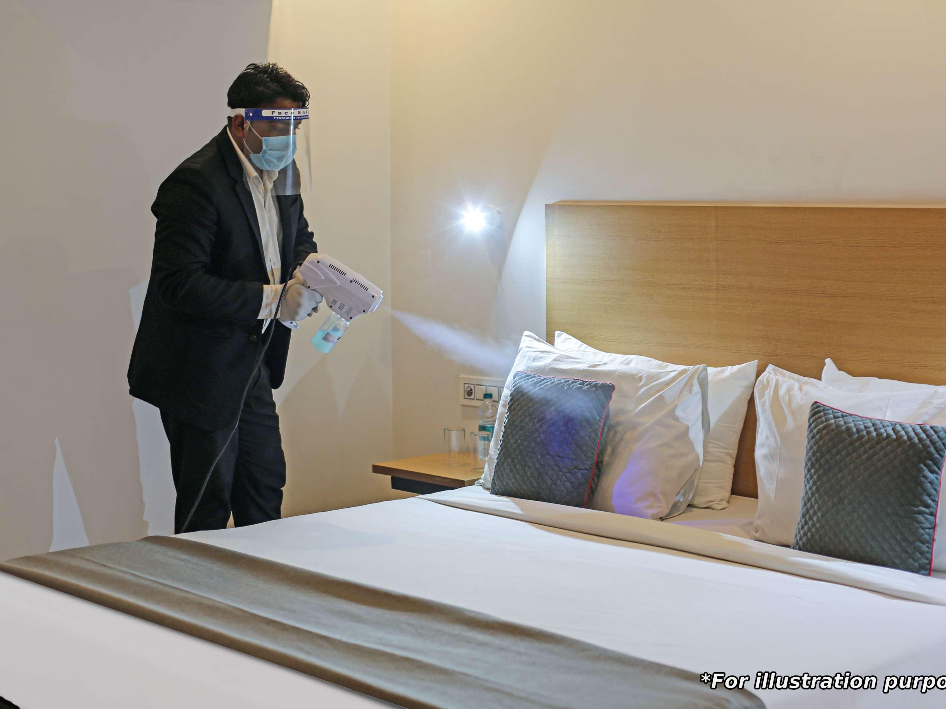 Collection O Townhouse 069 Hotel Gurgaon Bagian luar foto