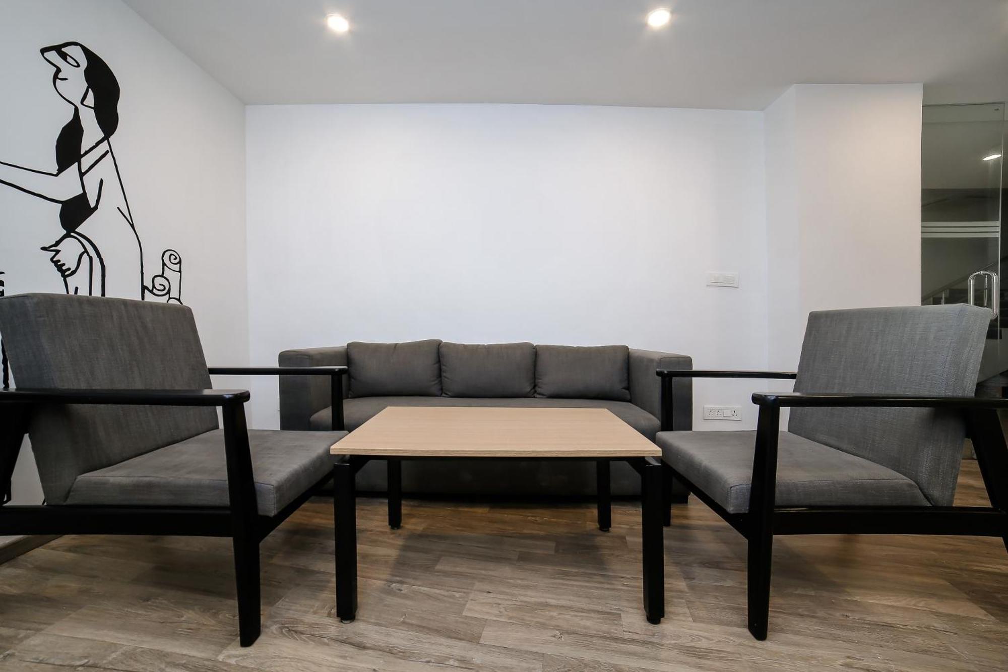 Collection O Townhouse 069 Hotel Gurgaon Bagian luar foto
